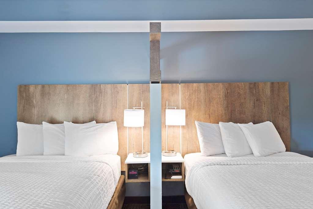 Extended America - Hotel 2*